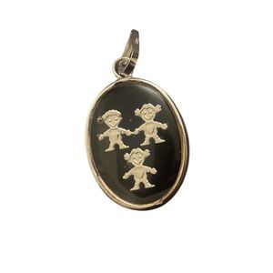 Black and Gold Oval Pendant